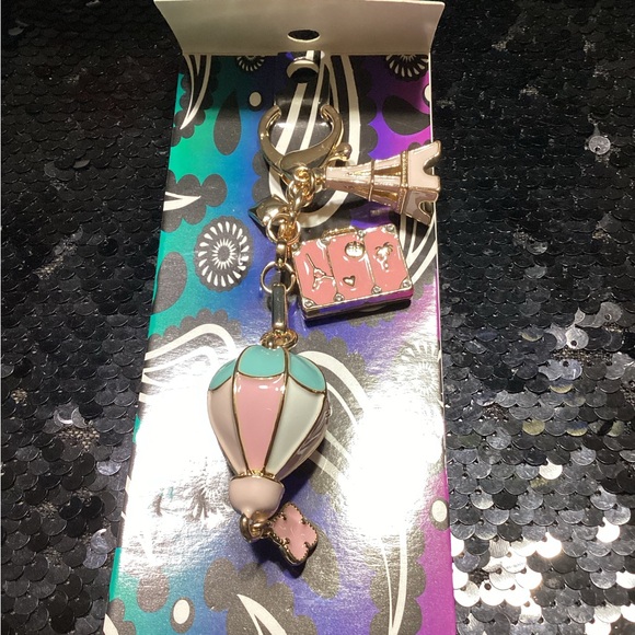 Gold Star Hot Air Balloon Bag/Key Charm - Picture 2 of 5